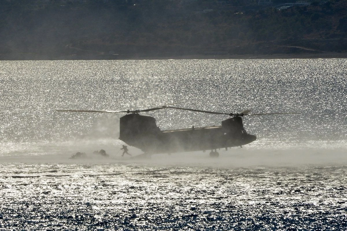 Η μυρωδιά του φόβου έφερε πιο κοντά την σύγκρουση: Το περιστατικό στη Σάμο που κρατήθηκε κρυφό, οι δηλώσεις και τα ξένα ΜΜΕ